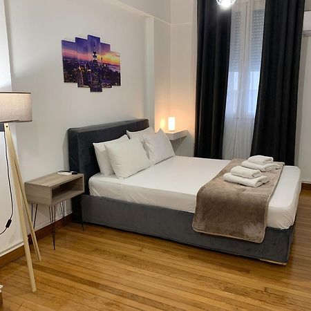 Aura Apartment At Kolonaki Афины Экстерьер фото