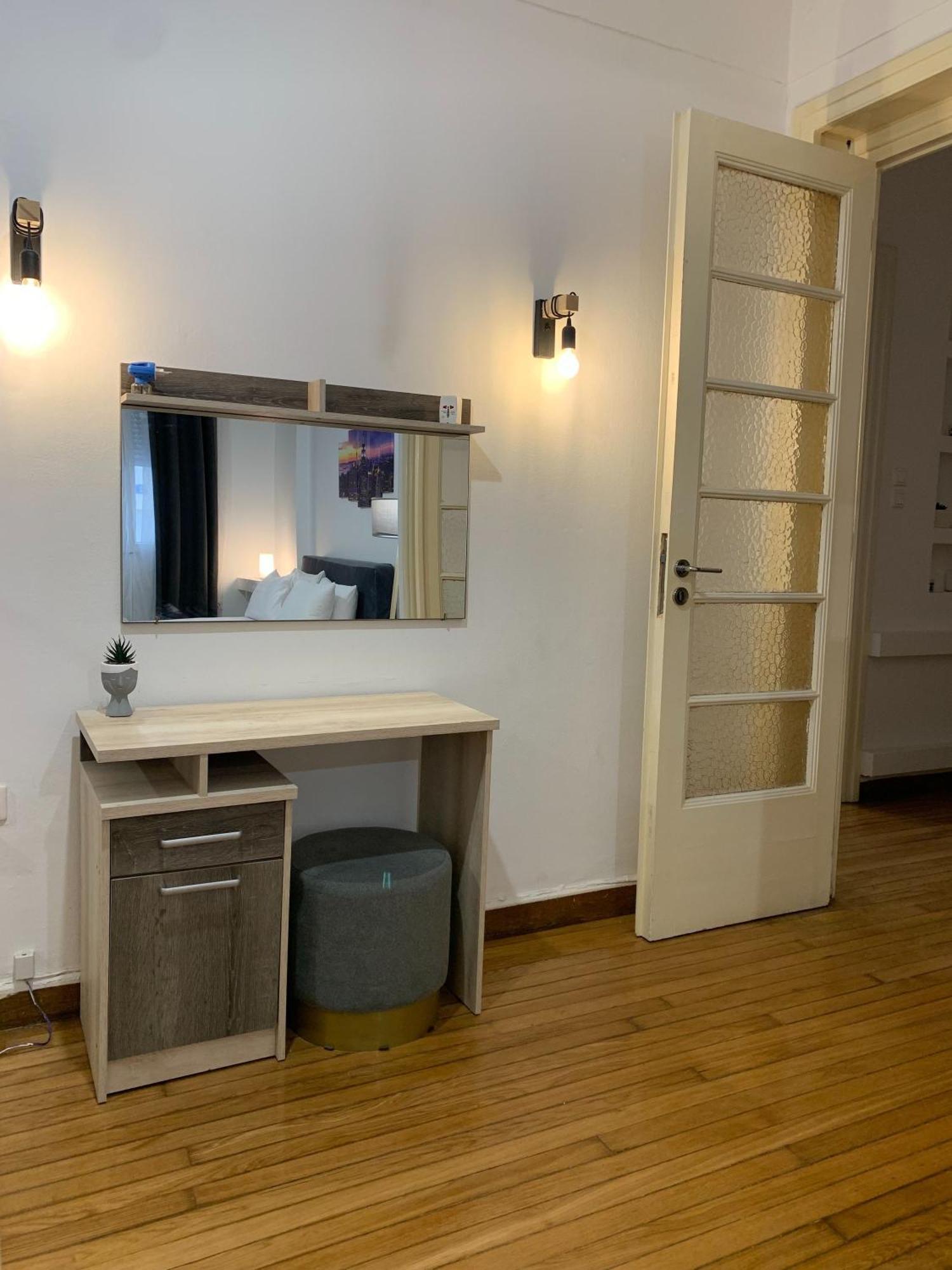 Aura Apartment At Kolonaki Афины Экстерьер фото